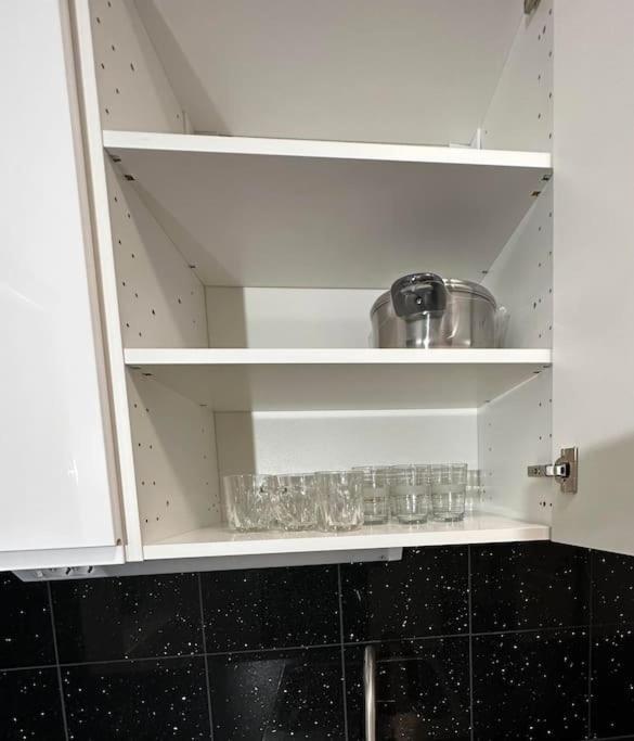 Luxurious 2-Room Apartment In Central Borås Buitenkant foto